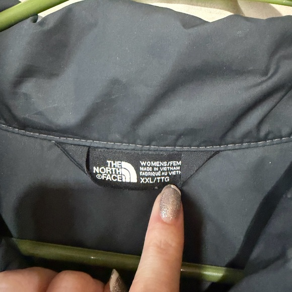 North face jacket - Picture 2 of 4